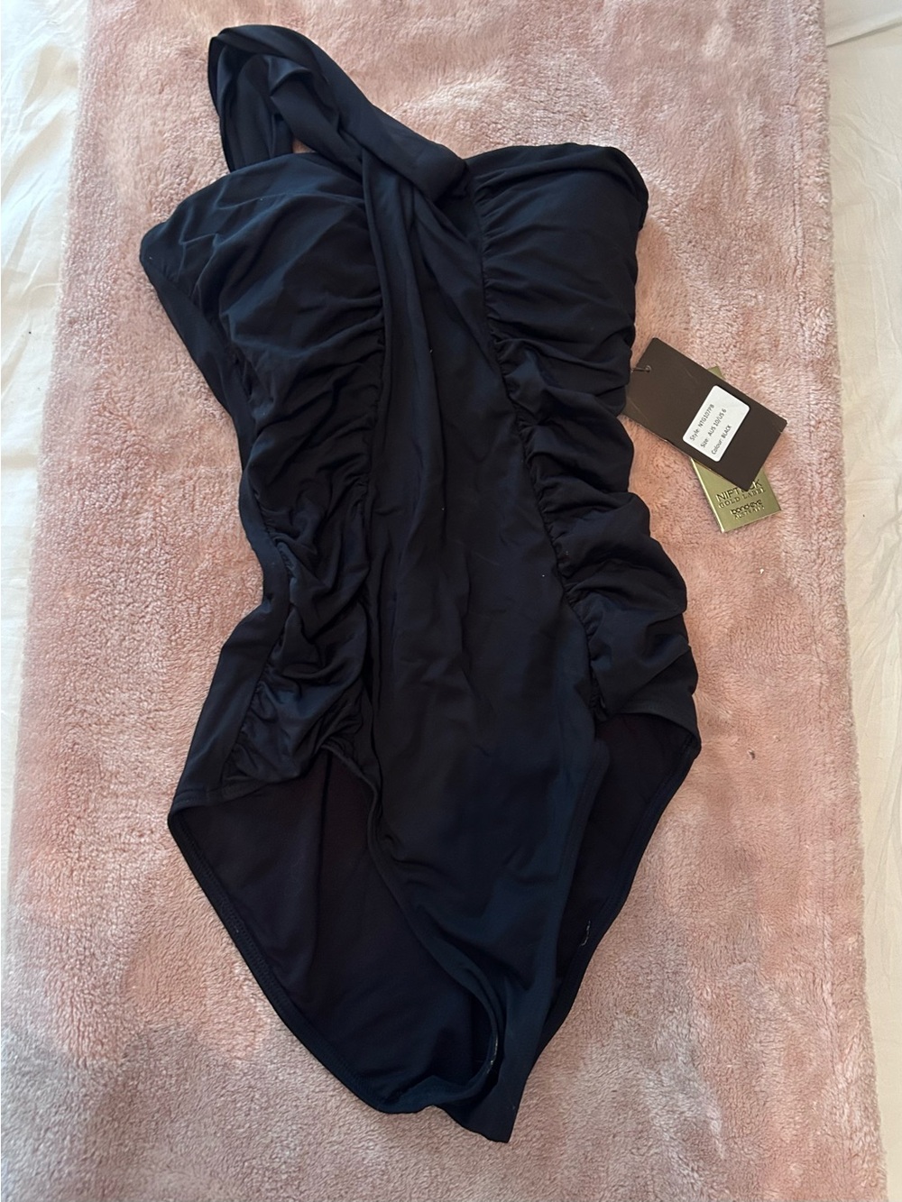 GOLD LABEL NIPTUCK Classic One-Piece Swimsuit - Ruched Design